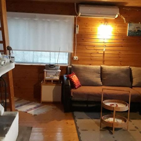 Kapteni Holiday House Paatsalu Екстер'єр фото