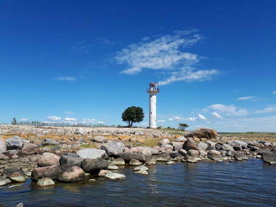 Kapteni Holiday House Paatsalu Екстер'єр фото